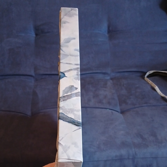 Charming Blue and Gray Bird Canvas Art - Picture 4 of 4